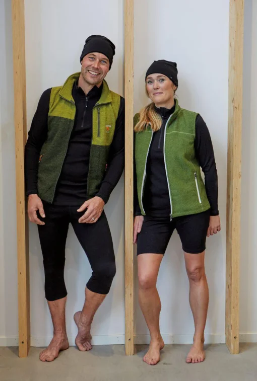BEATA VEST, 100% FILTAD ULL — PARAKEET
