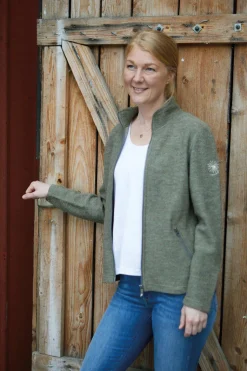 BELLA FULL ZIP, 60% FILTAD ULL, 40% LYOCELL — LICHEN GREEN