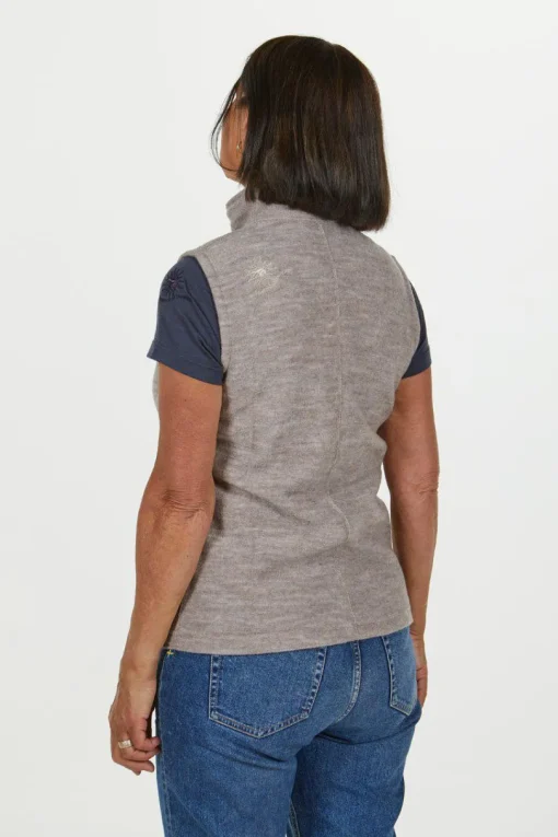 FLORA VEST, 60% FILTAD ULL, 40% LYOCELL — GRAPHITE MARL
