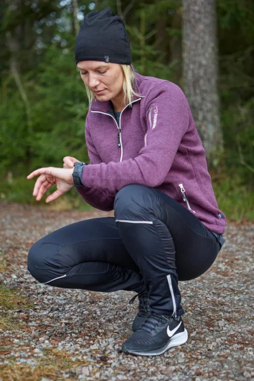 HEDDA WINDBREAKER, 100% EXTRA FINE MERINOULL — BLACK