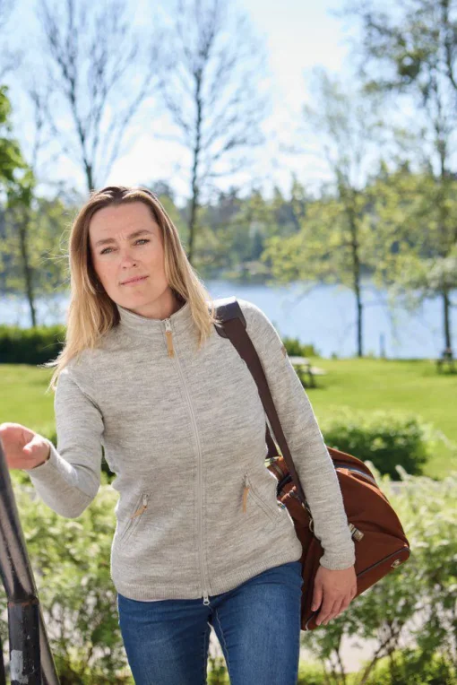 VANJA FULL ZIP, 69% ULL — LIGHT NAVY
